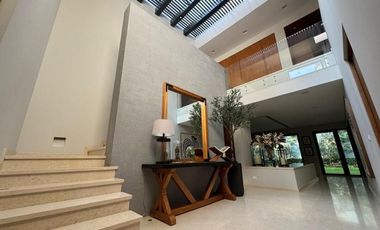 Casa de revista en venta LOMAS COUNTRY CLUB, HUIXQUILUCAN