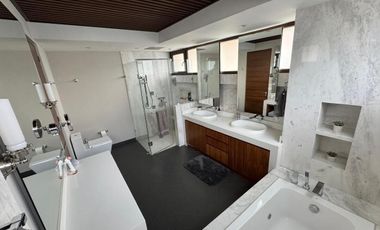 Casa de revista en venta LOMAS COUNTRY CLUB, HUIXQUILUCAN