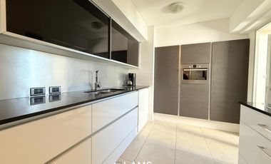 Alquiler 12 meses - Departamento 4 ambientes - Zona Playa Chica