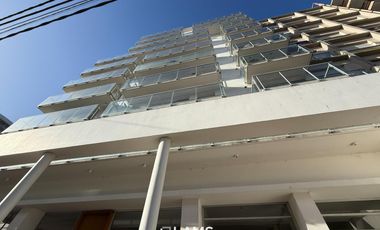 Alquiler 12 meses - Departamento 4 ambientes - Zona Playa Chica