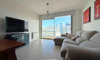 Alquiler 12 meses - Departamento 4 ambientes - Zona Playa Chica