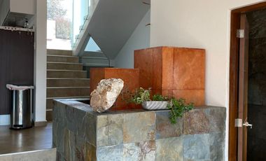 CASA ESPECTACULAR EN BOSQUE ESMERALDA