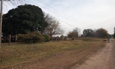 Casa en venta - 3 Dormitorios 1 Baño - Carmen de Areco