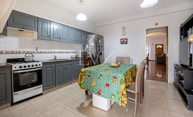 Venta Duplex 5 ambientes en Martinez