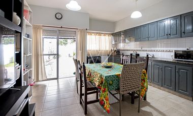 Venta Duplex 5 ambientes en Martinez