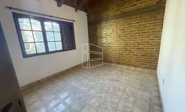 Venta - Casa en calle Bahia Blanca 2200 - C004