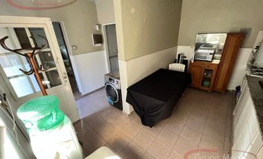 Excelente lote propio c/2 PH independientes!!