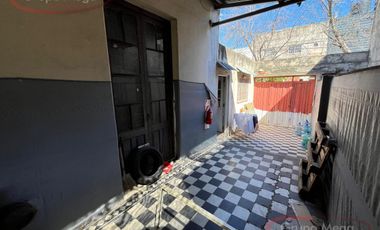 Excelente lote propio c/2 PH independientes!!