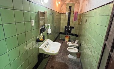 Excelente lote propio c/2 PH independientes!!