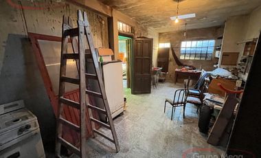 Excelente lote propio c/2 PH independientes!!