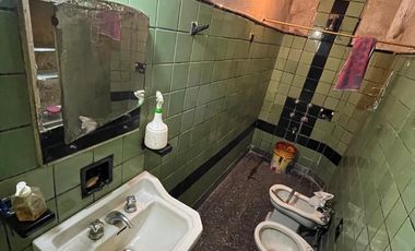 Excelente lote propio c/2 PH independientes!!