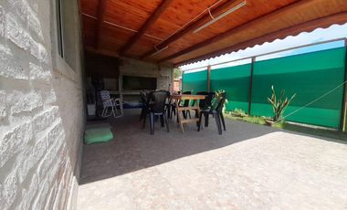 Casa en venta - 5 Dormitorios 3 Baños - 800Mts2 - General Alvear