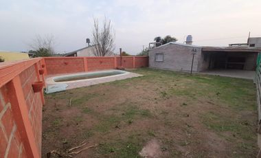Casa en venta - 5 Dormitorios 3 Baños - 800Mts2 - General Alvear
