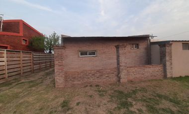 Casa en venta - 5 Dormitorios 3 Baños - 800Mts2 - General Alvear