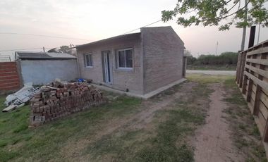 Casa en venta - 5 Dormitorios 3 Baños - 800Mts2 - General Alvear