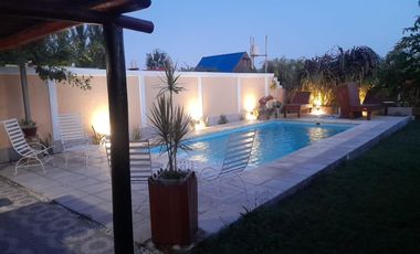 Casa en venta - 5 Dormitorios 3 Baños - 800Mts2 - General Alvear