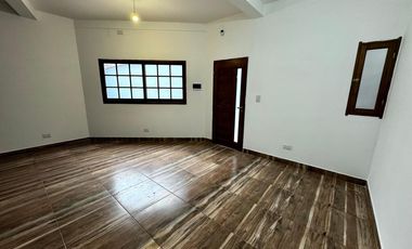 Casa de dos dormitorios Bº Perovic