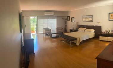 Casa en venta - 5 Dormitorios 4 Baños - 546Mts2 - Posadas