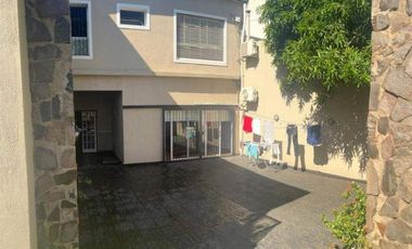 Casa en venta - 5 Dormitorios 4 Baños - 546Mts2 - Posadas