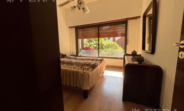 Venta de Casa 5 ambientes con Cochera y Patio en Wilde