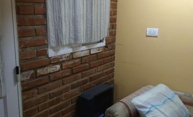Departamento en venta - 4 Dormitorios 2 Baños - Quilmes