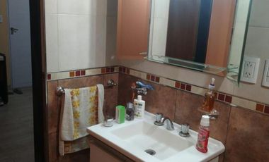 Departamento en venta - 4 Dormitorios 2 Baños - Quilmes