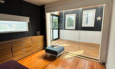 Imponente propiedad con Piscina en Venta en Altos Dos.