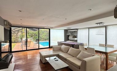 Imponente propiedad con Piscina en Venta en Altos Dos.