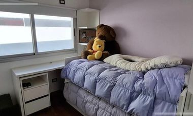 Imponente propiedad con Piscina en Venta en Altos Dos.