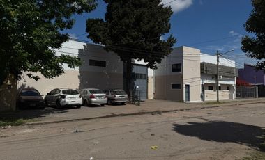 Edificio Comercial en venta - Oficinas - Baños - Cochera - 1.000Mts2 - Ituzaingó