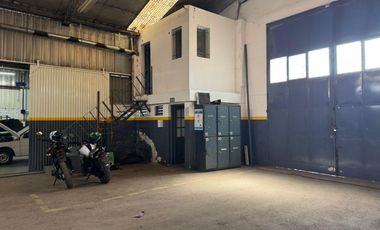 Edificio Comercial en venta - Oficinas - Baños - Cochera - 1.000Mts2 - Ituzaingó