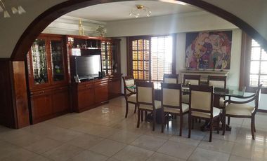 Impecable chalet en Adrogué.