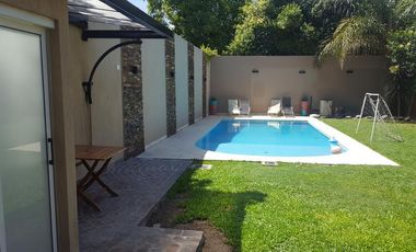 Impecable chalet en Adrogué.
