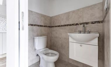 Departamento en venta - 1 Dormitorio 2 Baños - 52Mts2 - Adrogué