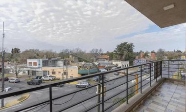 Departamento en venta - 1 Dormitorio 2 Baños - 52Mts2 - Adrogué