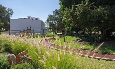 Hermosa casa en residencial Alberi