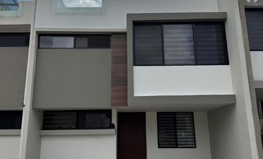 Hermosa casa en residencial Alberi