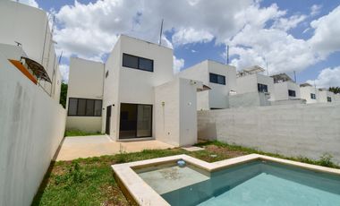 CASA EN VENTA MERIDA, CONKAL, PRIVADA ZENSIA, ENTREGA INMEDIATA.