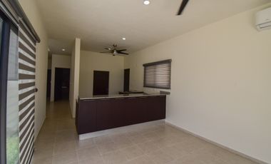 CASA EN VENTA MERIDA, CONKAL, PRIVADA ZENSIA, ENTREGA INMEDIATA.