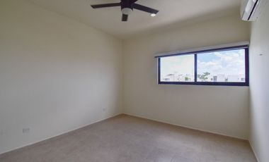 CASA EN VENTA MERIDA, CONKAL, PRIVADA ZENSIA, ENTREGA INMEDIATA.