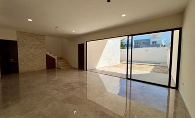 CASA EN VENTA MERIDA, CONKAL, PRIVADA ZENDERA, ENTREGA INMEDIATA.