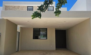 CASA EN VENTA MERIDA, CONKAL, PRIVADA TAMORA, ENTREGA INMEDIATA.