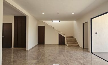 CASA EN VENTA MERIDA, CONKAL, PRIVADA TAMORA, ENTREGA INMEDIATA.