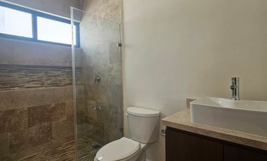 CASA EN VENTA MERIDA, CONKAL, PRIVADA TAMORA, ENTREGA INMEDIATA.