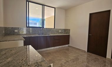 CASA EN VENTA MERIDA, CONKAL, PRIVADA TAMORA, ENTREGA INMEDIATA.