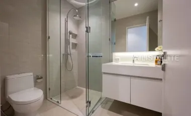 3 Bedroom 3 Bathroom Condo in Muniq Langsuan, Bangkok