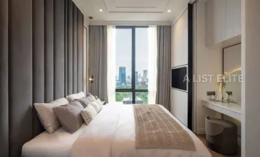 3 Bedroom 3 Bathroom Condo in Muniq Langsuan, Bangkok