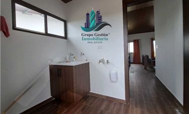 ALQUILO Casa.2hab semi amoblada ALTO BOQUETE