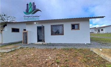 ALQUILO Casa.2hab semi amoblada ALTO BOQUETE