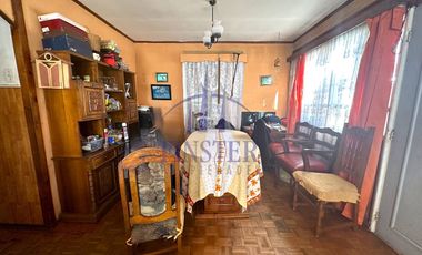 Casa esquina con local comercial en Villa Dulce Ampliación